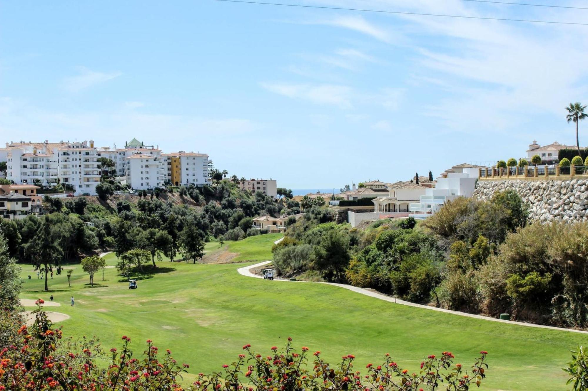 Two Bedroom Penthouse In Miraflores With Sea Views MIJAS COSTA Exterior foto